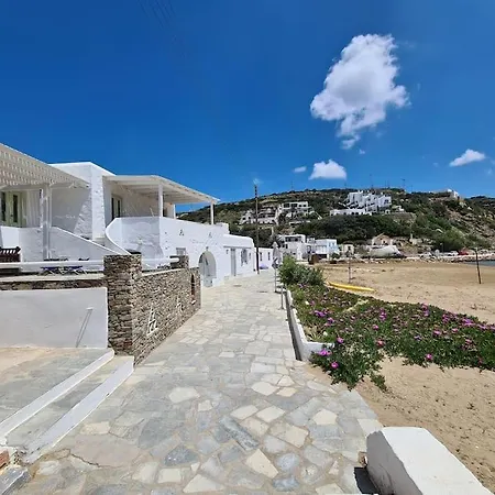 Beautiful Seaside House On The Platis Gialos (Sifnos)