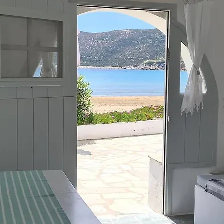 Apartman Beautiful Seaside House On The *